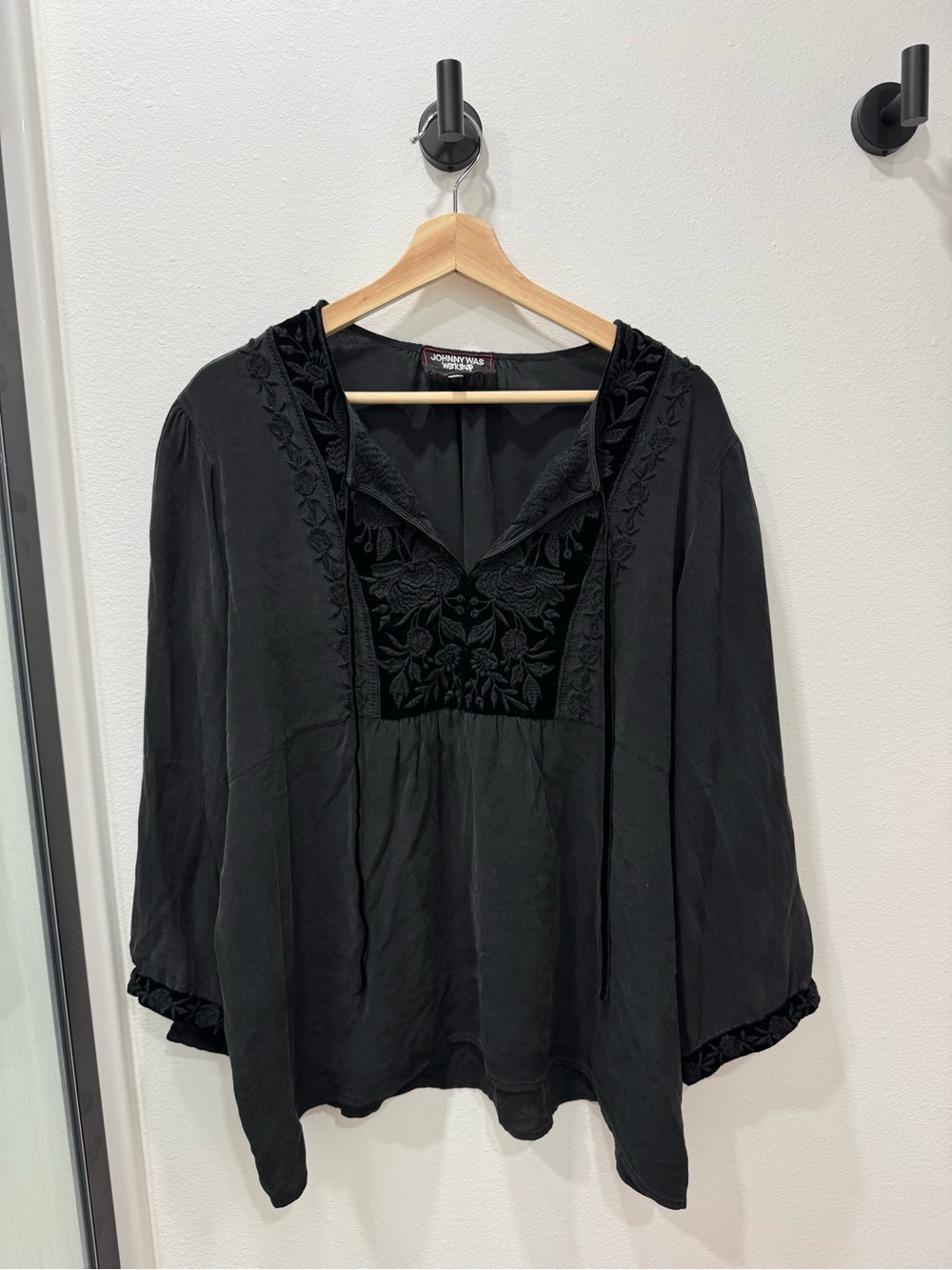 Johnny Was Black 100% silk Embroidered V-Neck Blouse